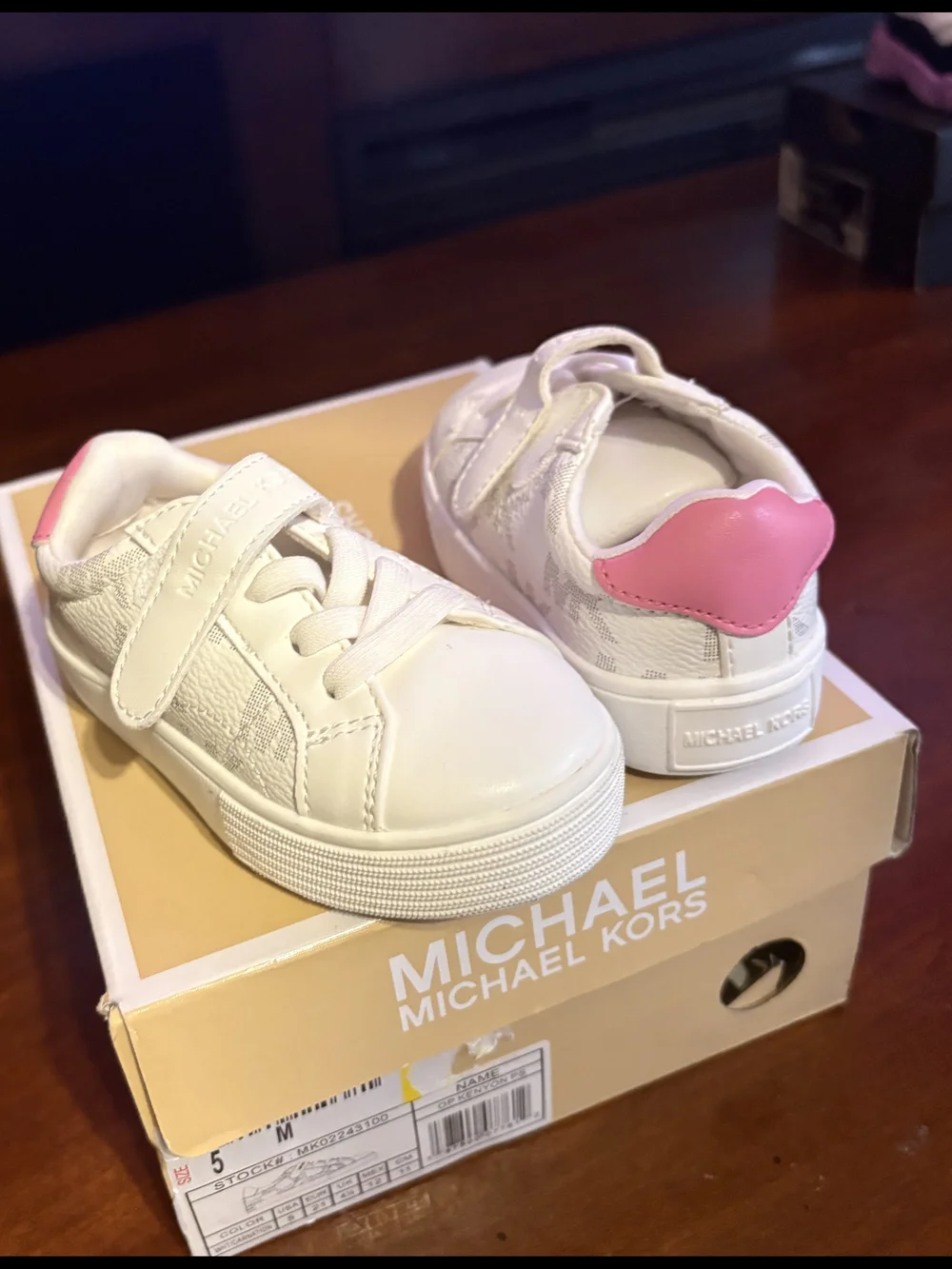 MICHAEL Michael Kors michael subtle